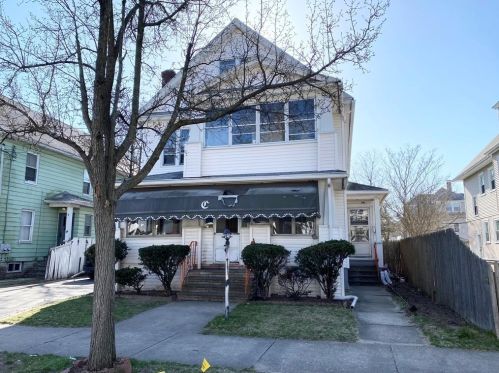 32 Rittenhouse Ter, Springfield, MA 01108-2234