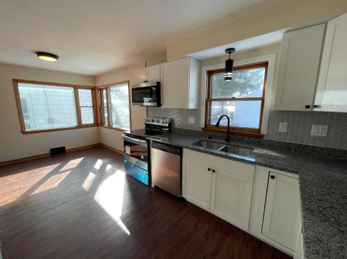 5921 64th St, Milwaukee WI  53218-1921 exterior