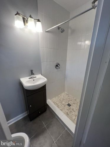 1807 Youngblood St, Mc Lean VA  22101-5244 exterior