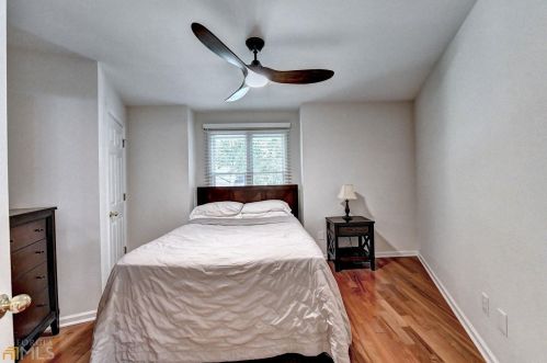 8388 Lake Dr, Lithonia GA  30039-5724 exterior