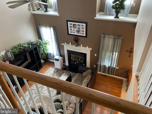 907 Ml Crk Way, Pottstown PA 19465-1020 exterior