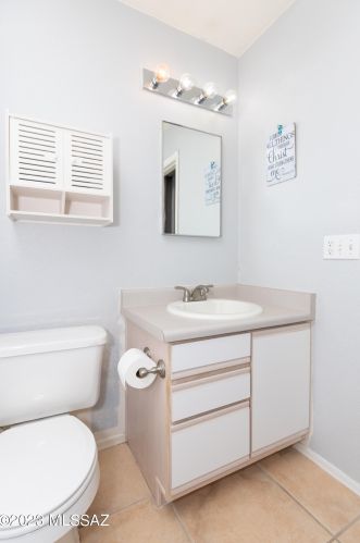 1653 Gaffer Pl, Tucson AZ  85746-3401 exterior