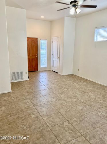 7378 Calle Nostalgico, Tucson AZ 85715-2820 exterior