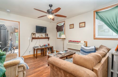 403 Nicholson St, Joliet IL 60435-7014 exterior