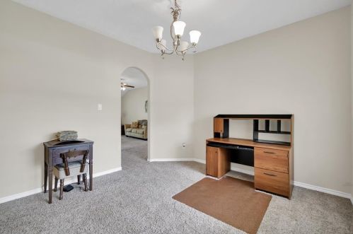 327 Cpe Conroe Dr, Montgomery TX 77356-5718 exterior