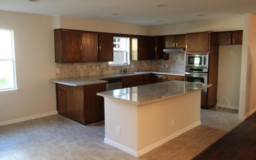 1624 Summer Place Cir, Irving, TX 75062-5317