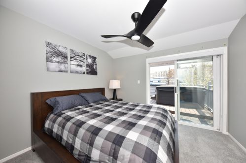 1117 Edison St, Milwaukee WI  53202-3147 exterior