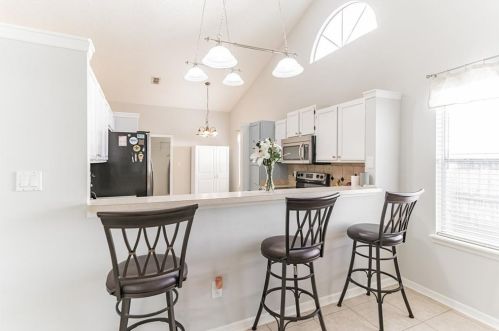 536 Remington Oak Dr, Lake Mary FL 32746-4993 exterior