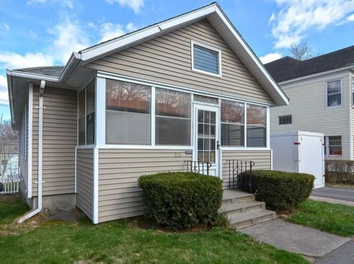 121 Warner Ave, Worcester, MA 01604-3151