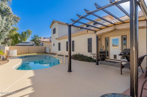 1650 Park Ave, Chandler AZ 85226-1236 exterior