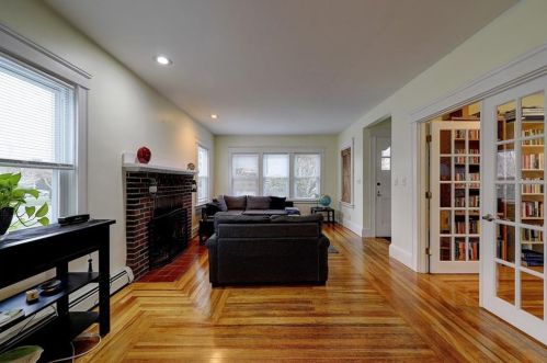 101 Whitford Ave, Providence RI  02908-3437 exterior