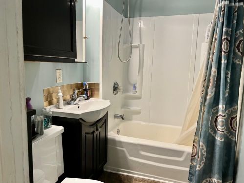 1925 Lilac St, Meskegon MI 49442-6542 exterior