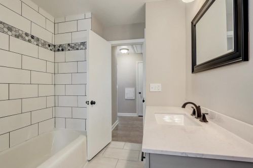 9332 Burleigh St, Milwaukee WI  53222-3550 exterior