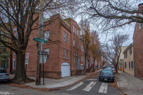 724 Leithgow St, Philadelphia PA 19123-1420 exterior