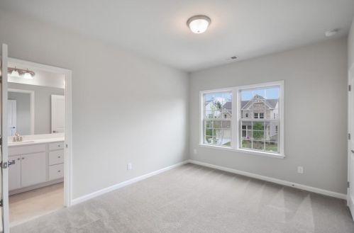 4592 Claiborne Ct, Duluth GA 30096-6075 exterior