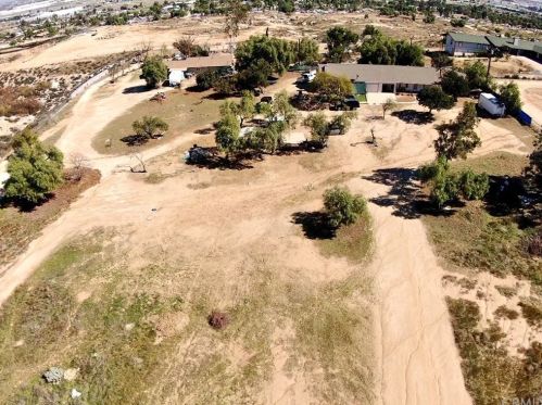 18860 Day St, Perris, CA 92570-8512