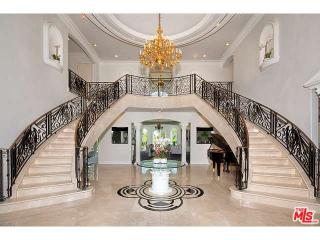 2227 Stratford Cir, Los Angeles CA  90077-1316 exterior