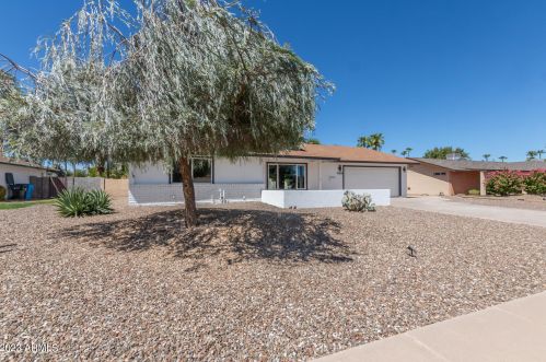 10838 38 St, Phoenix AZ 85018-5830 exterior