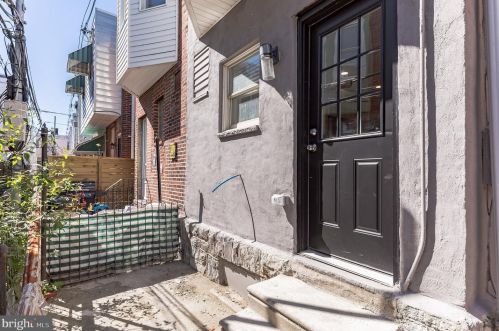 2525 Carlisle St, Philadelphia PA 19132-0040 exterior