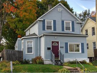 14 North St, Meriden, CT 06451-3007