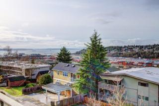 2551 13th Ave, Seattle WA  98134-1013 exterior