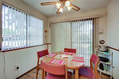 10830 28 Ave, Phoenix AZ 85009-5722 exterior