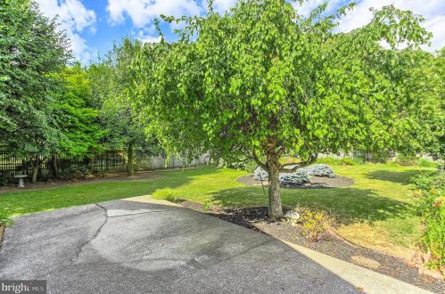 822 Broadway, Hanover PA  17331-2015 exterior