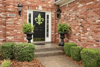 4035 Pleasant Gln Dr, Louisville KY  40299-8380 exterior
