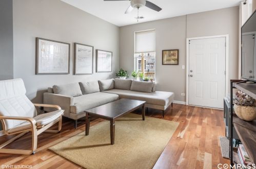 2627 Crystal St, Chicago, IL 60622-6757