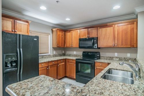 3321 Las Campos Pl, Tampa FL  33611-2968 exterior