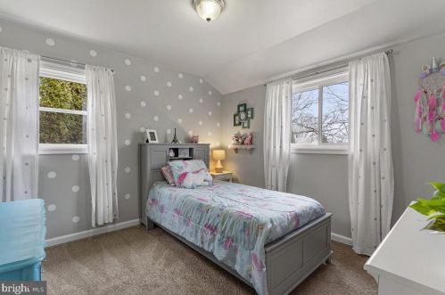 13008 Evanston St, Rockville MD 20853-3027 exterior