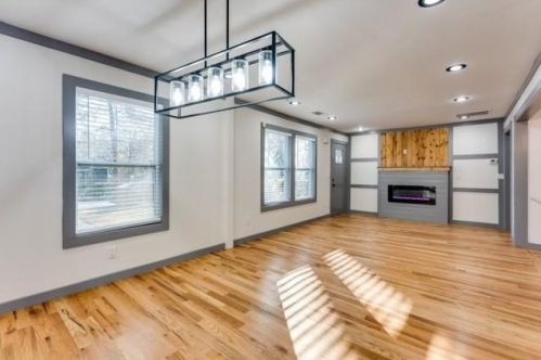 616 Commercial Ave, Atlanta GA 30318-8318 exterior