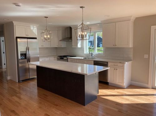 606 Louise St, Woonsocket, RI 02895-6654