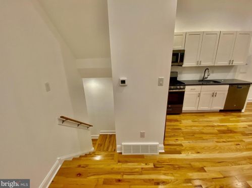 1640 Jackson St, Philadelphia PA 19145-2427 exterior