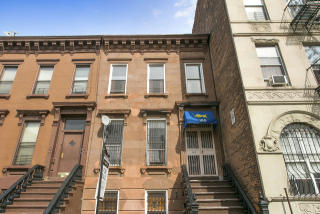 165 Lewis Ave, Brooklyn NY  11206-5905 exterior
