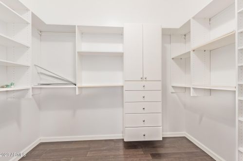 9837 Central Ave, Phoenix AZ 85020-1008 exterior