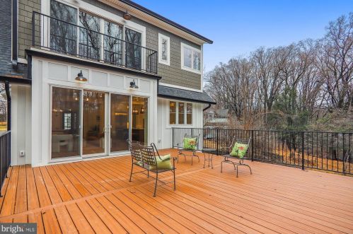 106 Geneva Ave, Silver Spring MD  20910-5105 exterior