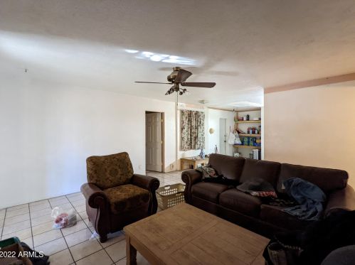 4225 Cavalier Dr, Phoenix AZ 85017-1727 exterior