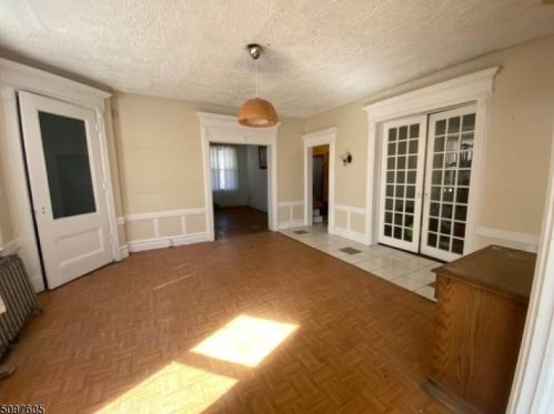 852 13th St, Newark NJ  07108-1316 exterior