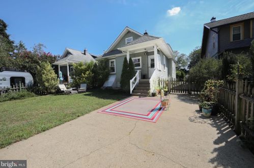 257 Stratford Ave, Camden NJ 08108-2327 exterior