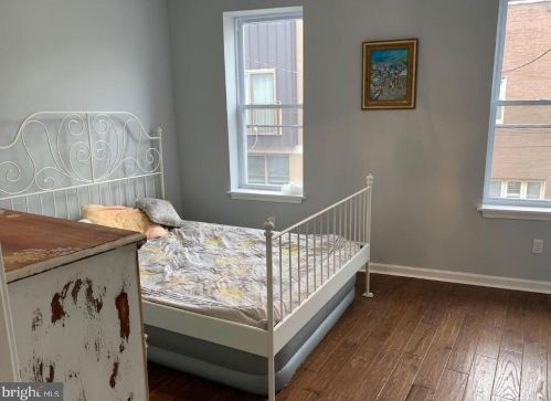 334 Cantrell St, Philadelphia PA  19148-3320 exterior