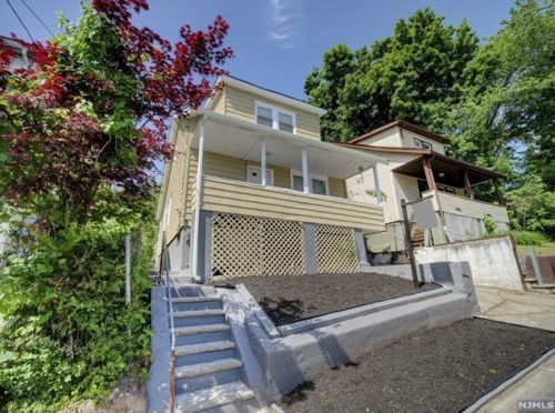 125 Temple St, Paterson NJ 07522-1354 exterior