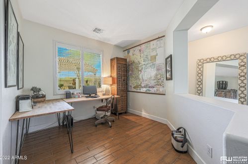 3882 Ashton Dr, Phoenix AZ 85086-2774 exterior