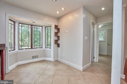 14613 Stonewall Dr, Silver Spring MD 20905-5857 exterior