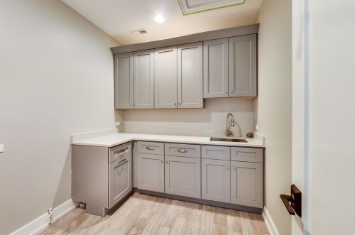 153 Grace Ave, Elmhurst IL 60126-3236 exterior