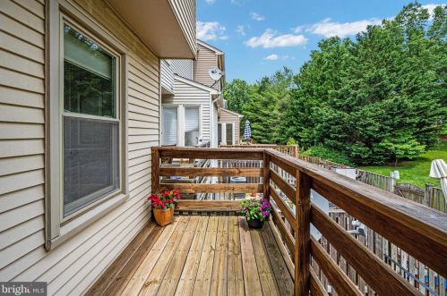 6133 Joust Ln, Alexandria VA 22315-4809 exterior