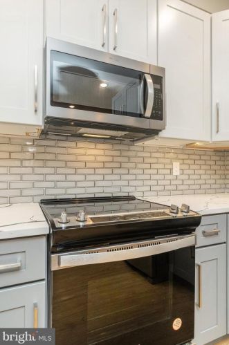 1720 22nd St, Philadelphia PA 19145-1943 exterior