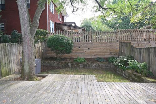 1122 King Ave, Pittsburgh PA 15206-1436 exterior