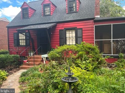 4519 Alabama Ave, Washington, DC 20019-4912