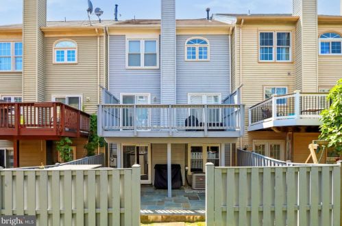 5324 Buxton Ct, Alexandria VA 22315-4761 exterior